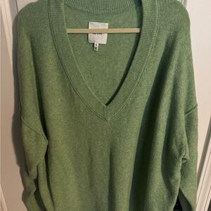 Aerie Green V-Neck Women's Sweater